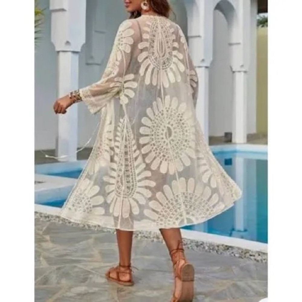 Rebellion Again Cream Crochet Lace Maxi Duster/Swim Coverup Small
